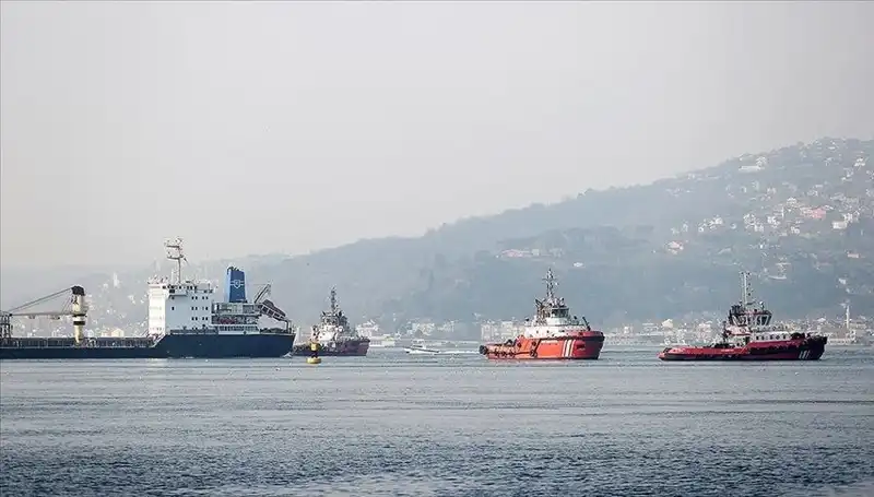 İstanbul Boğazı'nda Gemi Trafiği Neden Askıya Alındı? Son Durum!