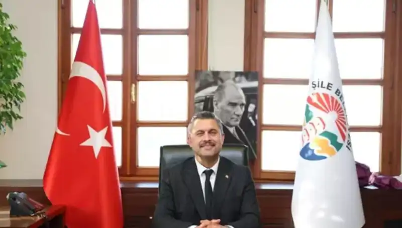 Şile Belediye Başkanı Özgür Kabadayı: Siyasi Kariyeri ve Projeleriyle Tanıyın