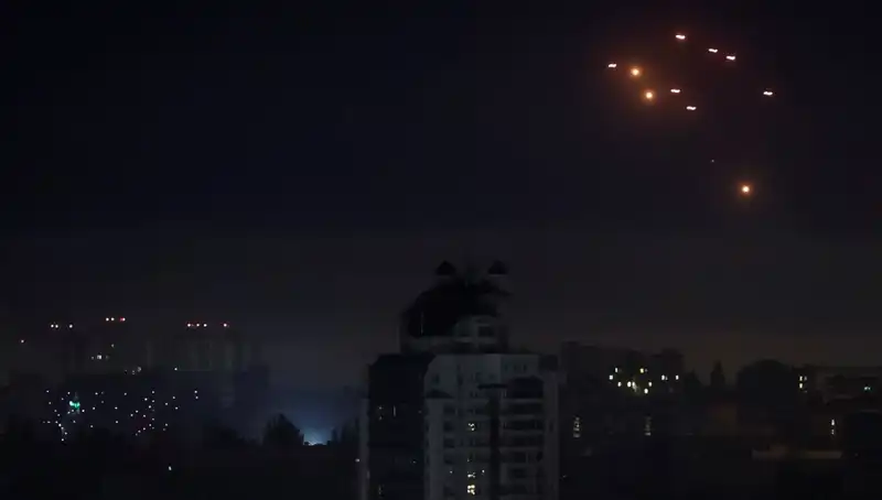 Rusya'nın Kiev'e Yönelik Hava Saldırısı ve Sumi'de Tahliyeler