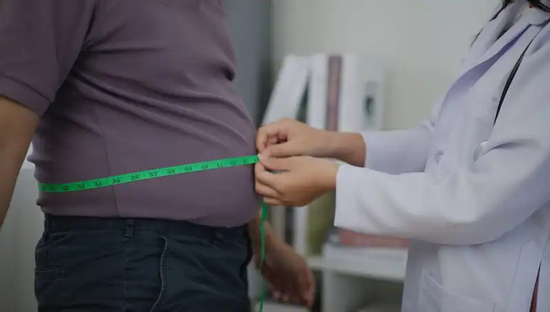 24 Yaşındaki Genç, İki Besinle Hayatını Değiştirdi: 137 Kilo 47 Kilo Verdi!