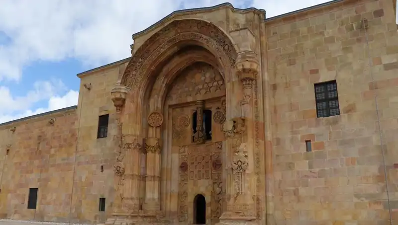 Divriği Ulu Camii ve Darüşşifası’na Yapılan Ziyaretler Rekor Kırıyor