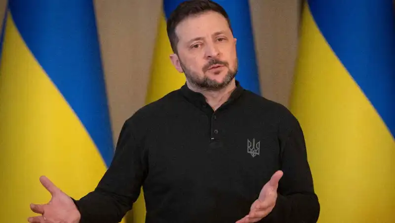 Zelenski: Kursk'u Kuşatmadık, Direk Savaş Veriyoruz!