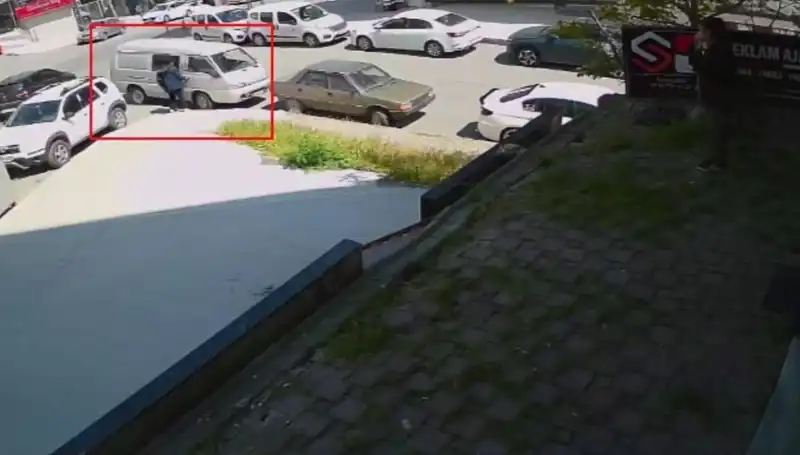 Aracını Çalmak İsteyen Hırsızı Yakalayan Cesur Vatandaşın Hikayesi