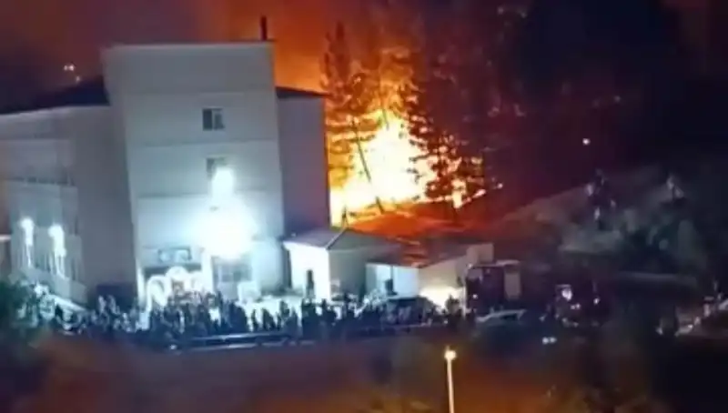 Düğün Kutlaması Sırasında Yaşanan Talihsiz Olay Herkesi Şaşırttı