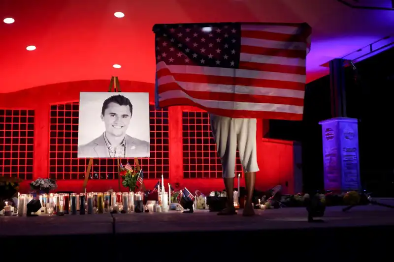 Charlie Kirk Suikastında Gizemli Silah Mesajları: Olayın Perde Arkası