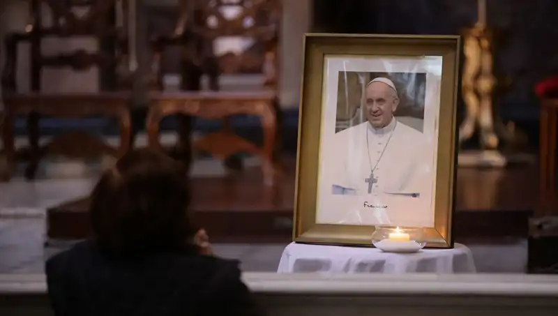 Papa Francis'in Vasiyeti ve Cenaze Detayları Ortaya Çıktı