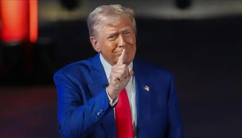 Trump, Wall Street Journal'ı Basın Havuzundan Çıkardı: Epstein Mektubu Nedir?