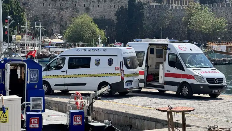 Antalya'da Denizde Bulunan Erkek Cesedi: Gizemli Olayın Ayrıntıları