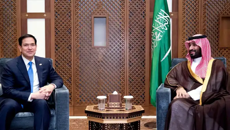 ABD, Riyad'a Yüz Milyar Dolarlık Silah Satışı Yapmayı Planlıyor